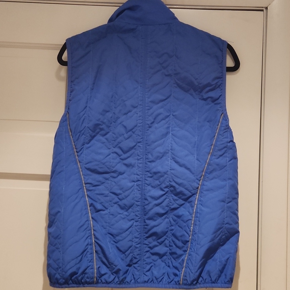 New Balance Women's M Blue Quilted Running Vest - Picture 4 of 6